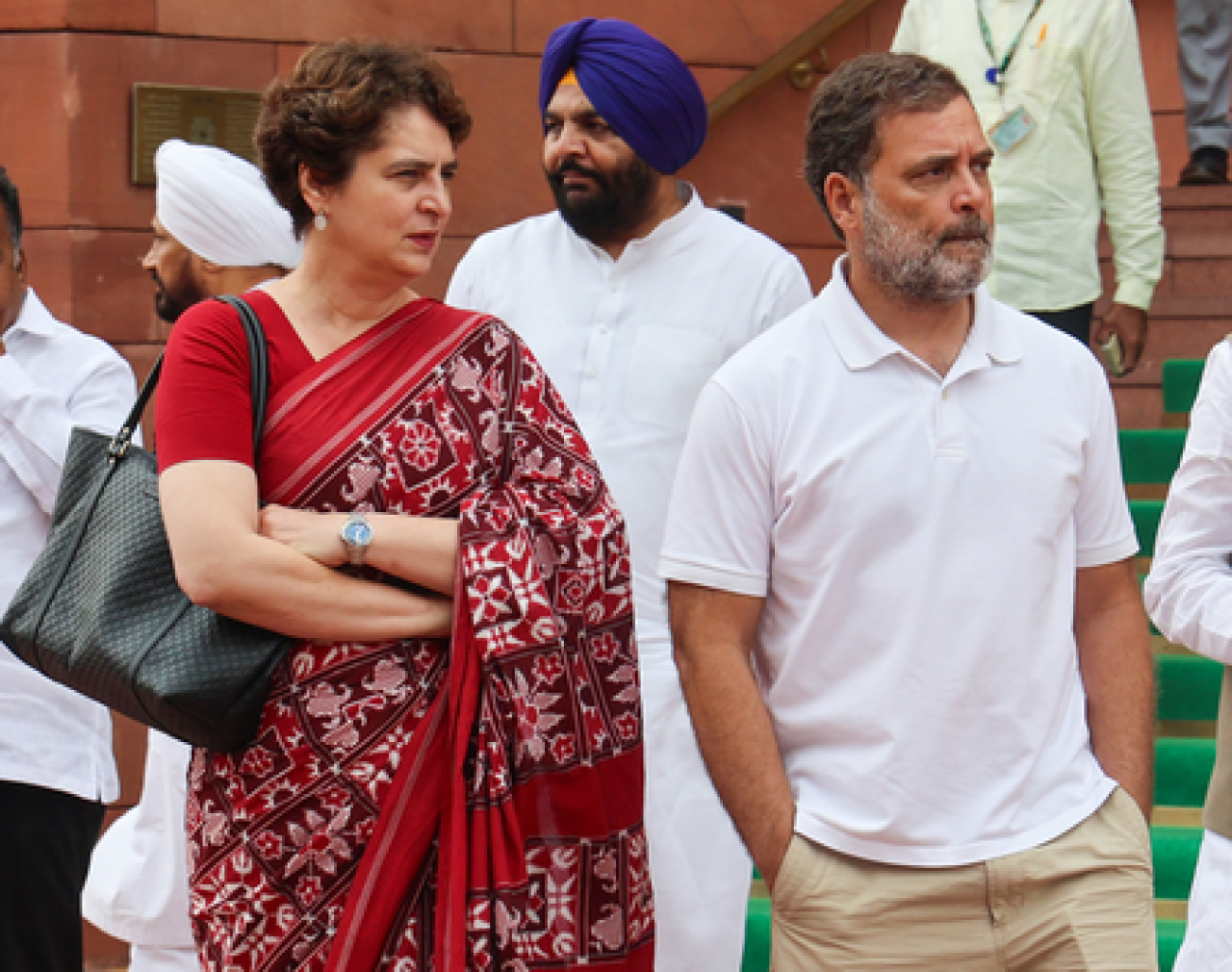 राहुल गांधी के परिवार पर विवादित टिप्पणी करना पड़ा भारी, कर्नाटक के भाजपा विधायक पर एफआईआर दर्ज