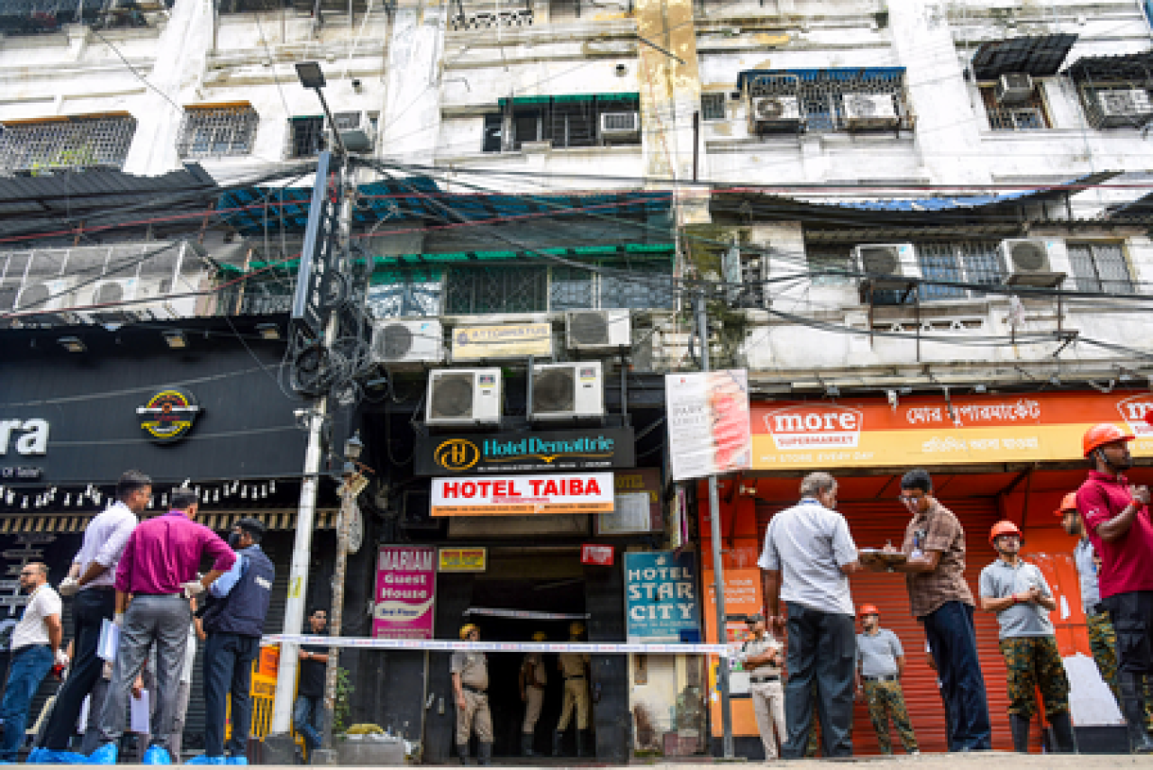 बंगाल सरकार होटलों के एग्जिट दरवाजों के रखरखाव के लिए लाएगी सख्त एसओपी