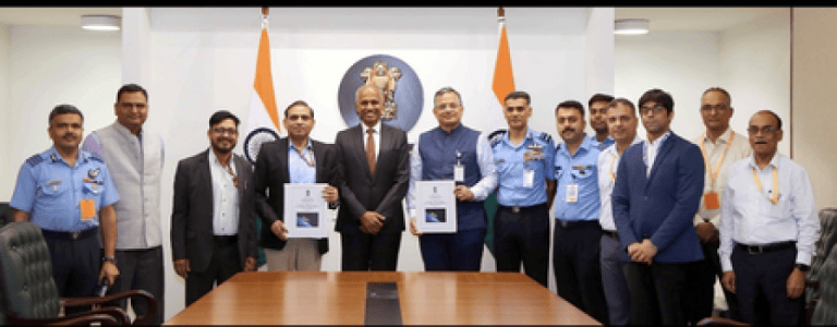4,106 करोड़ रुपये के रक्षा समझौते, वायुसेना को संचार उपग्रह व नौसेना को मिलेगा वरुणास्त्र