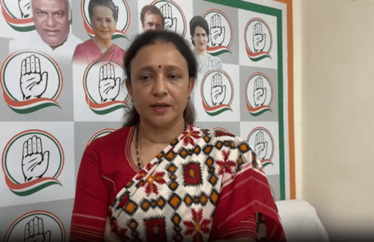 ‘अगर मताधिकार ही नहीं रहेगा तो लोकतंत्र कैसे बचेगा?’, यूपी कांग्रेस अध्यक्ष आराधना मिश्रा ने सरकार को घेरा