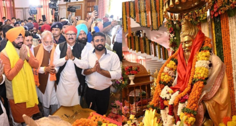 अमृतसर : भगवान वाल्मीकि तीर्थ स्थल पहुंचे नायब सैनी, प्रदेश और देश की खुशहाली के लिए की प्रार्थना