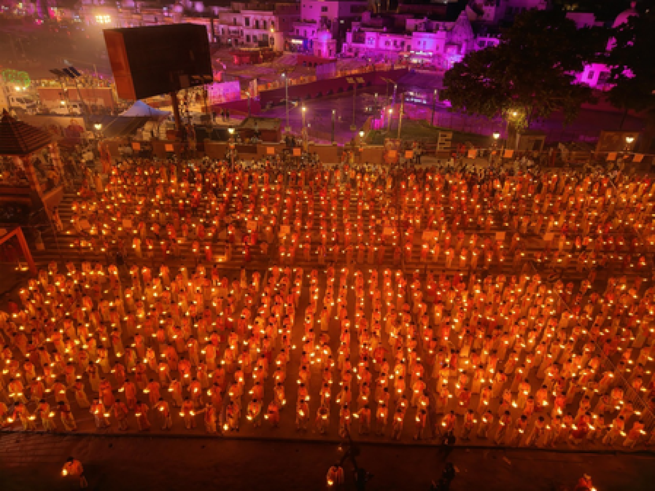 अयोध्या दीपोत्सव में डिजिटल आस्था की रोशनी, ‘श्री मंदिर’ ऐप से प्रज्वलित होंगे एक लाख दीप
