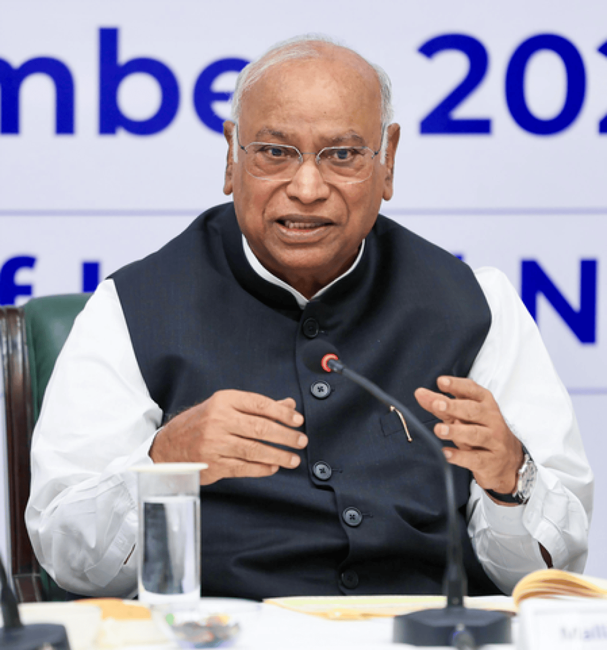 अरुणाचल में झड़पों और बढ़ते व्यापार घाटे पर खड़गे ने केंद्र सरकार को घेरा, बोले चीन को क्लीन चिट देना बंद करें