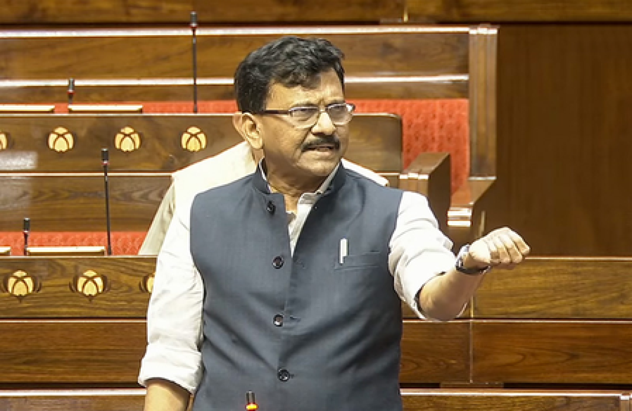 अवमानना मामले में Supreme Court का आदेश, 17 नवंबर को संजय राउत को व्यक्तिगत रूप से पेश होने को कहा