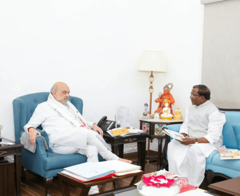 असम के राज्यपाल ने अमित शाह से की मुलाकात, युवाओं में देशभक्ति और राष्ट्रीय जिम्मेदारी बढ़ाने की पहल पर हुई चर्चा