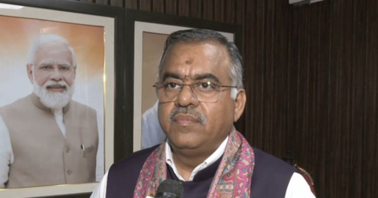 उद्धव ठाकरे के ‘सत्ता परिवर्तन’ वाले बयान पर भड़के भाजपा नेता, बोले- देश में अराजकता फैलाने की कोशिश
