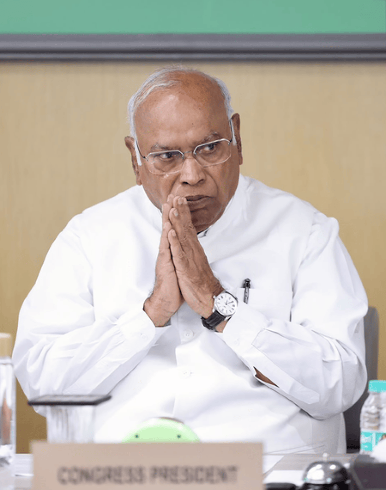 एसआईआर, परिसीमन और महिला आरक्षण को लेकर पीएम के सामने अपनी बात रखूंगा : खड़गे