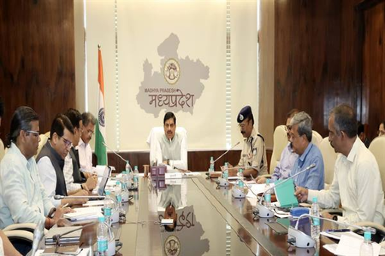 कार्बाइड गन और कार्बाइड लैम्प के उपयोग पर लगाएं सख्ती से अंकुश: सीएम मोहन यादव
