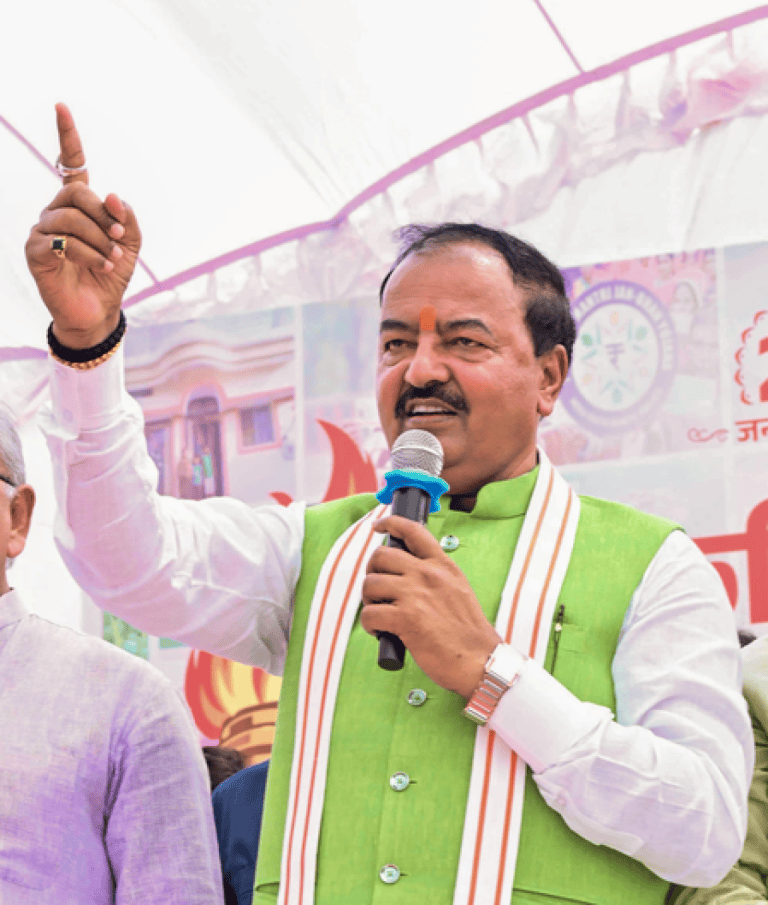 केशव का अखिलेश पर निशाना, बोले- यूपी की जनता 2027 में सपा की साइकिल पंचर कर सैफई भेज देगी
