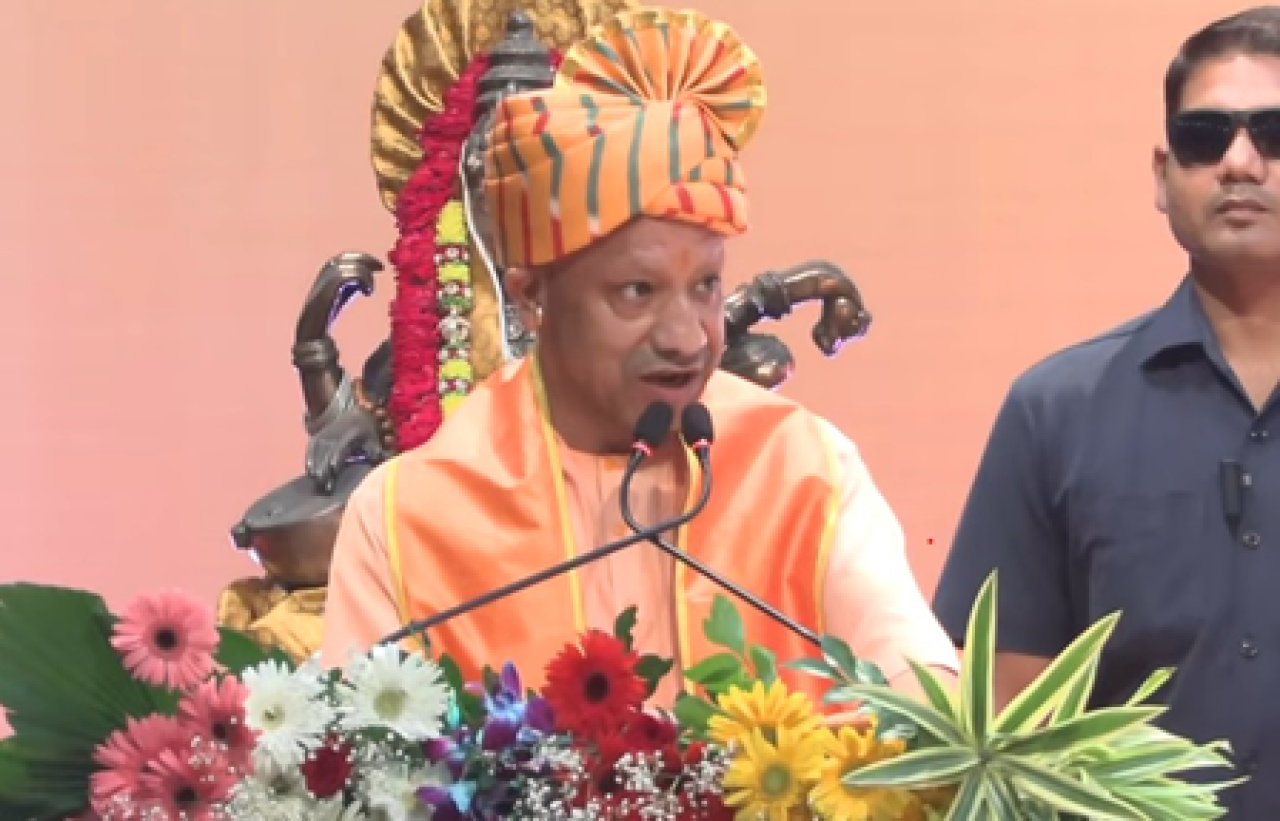 ‘केस नंबर 2047’ और विकसित भारत: सीएम योगी ने कानूनी अंदाज में रखा विकास का ब्लूप्रिंट
