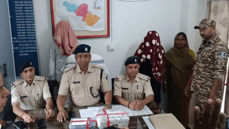 गिरिडीह में युवती की हत्या कर शव रेलवे ट्रैक पर फेंका, आरोपी प्रेमी और उसकी पत्नी गिरफ्तार