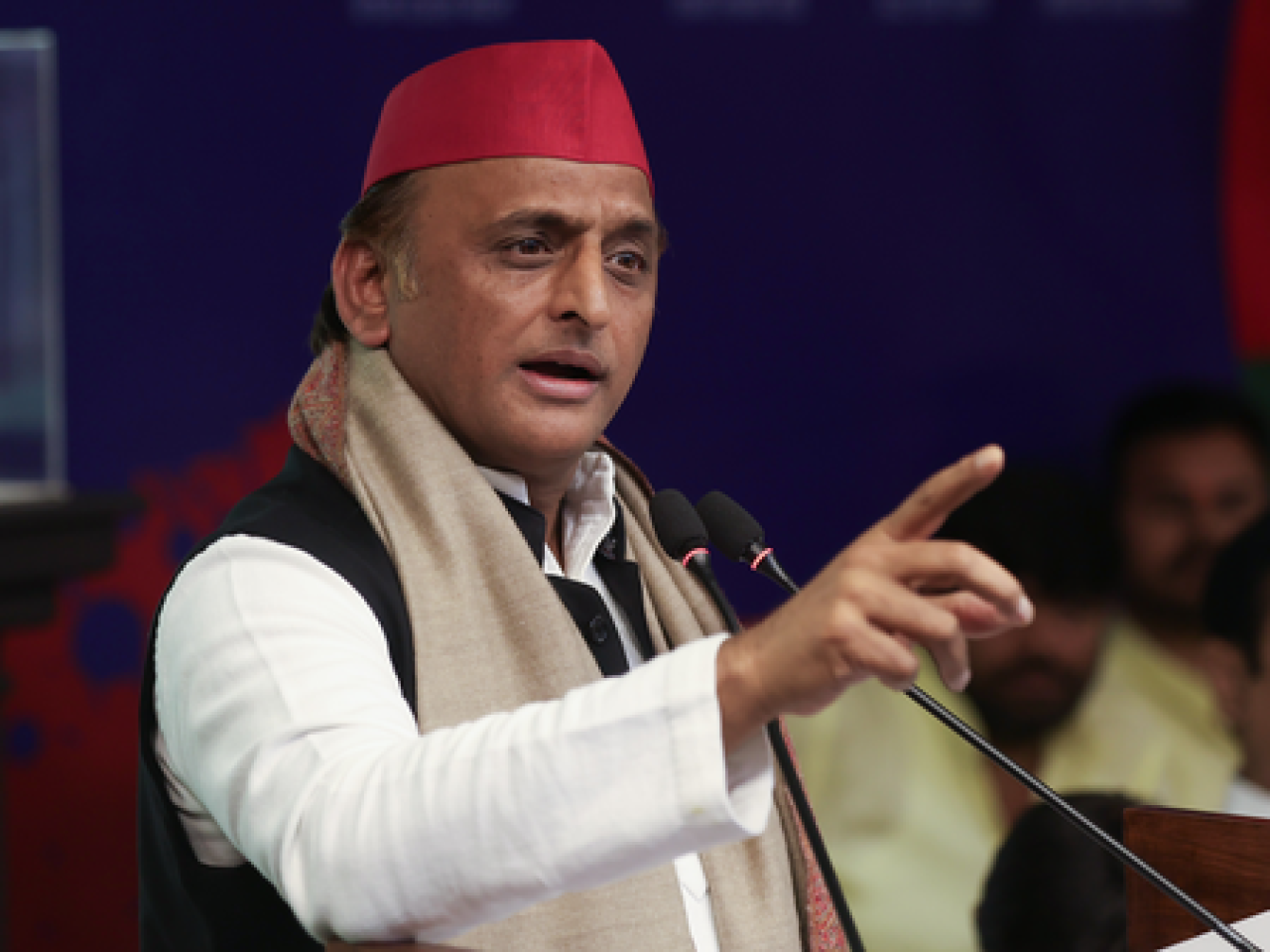 जेल में आजम खान से मिलने के बाद Samajwadi Party के अध्यक्ष अखिलेश बोले-‘आजम थे, हैं और रहेंगे’