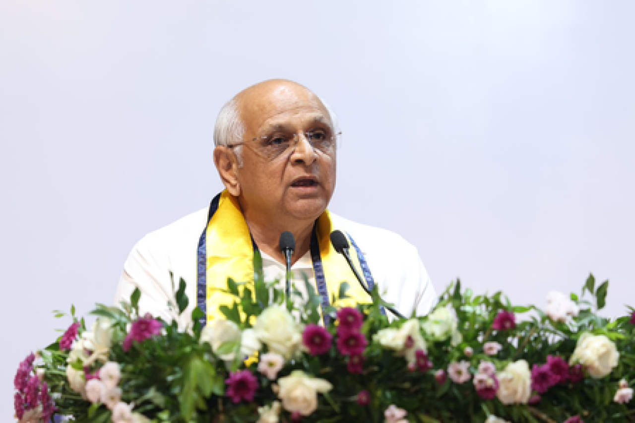 डिग्री सिर्फ करियर बनाने के लिए नहीं, बल्कि राष्ट्र निर्माण में योगदान का अवसर भी है: Gujarat सीएम