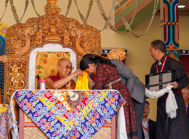 दलाई लामा के उत्तराधिकारी को लेकर चीन कर रहा ‘खेल’, तिब्बत में बढ़ेगा आक्रोश: रिपोर्ट
