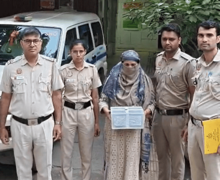 दिल्ली के पहाड़गंज में 72 वर्षीय महिला चोर गिरफ्तार, 1.85 लाख रुपये और 2,600 अमेरिकी डॉलर बरामद