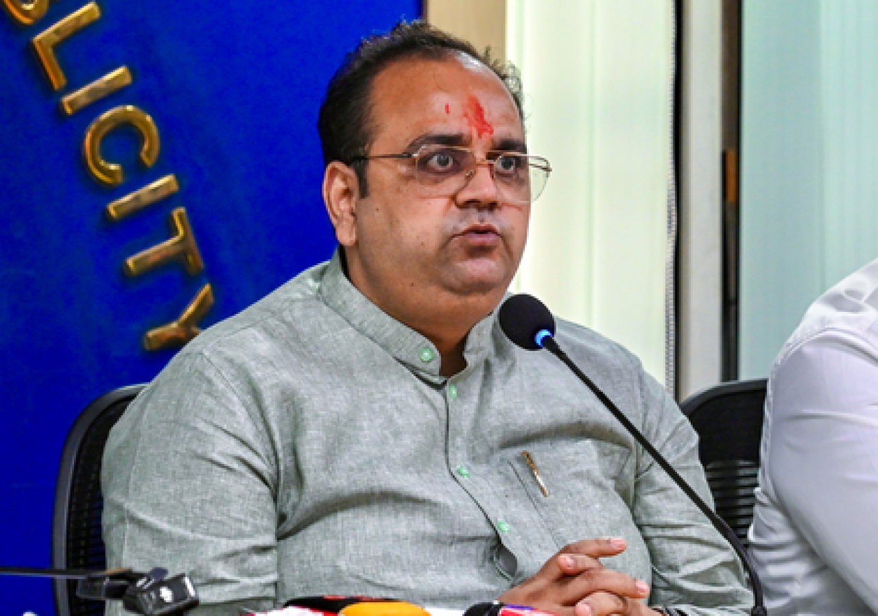 दिल्ली में ई-रिक्शा पॉलिसी 2026 का ड्राफ्ट जारी, ईसीसी समेत 90 दिन में पूरे करने होंगे सभी प्रमाणपत्र: पंकज सिंह