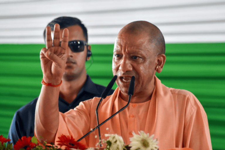दीपावली से पहले योगी सरकार का श्रमिकों को तोहफा, न्यूनतम मजदूरी के साथ महंगाई भत्ते की नई दरें लागू