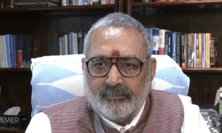 देश में गृहयुद्ध कराना चाहती है कांग्रेस, देश की जनता समझ चुकी है: गिरिराज सिंह