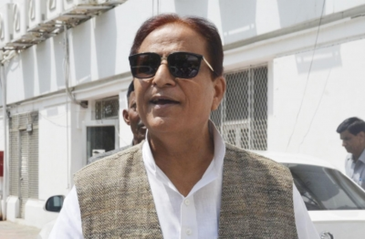 दो पैन कार्ड मामले में आजम खां और अब्दुल्ला आजम को हाईकोर्ट से राहत, सजा निलंबित