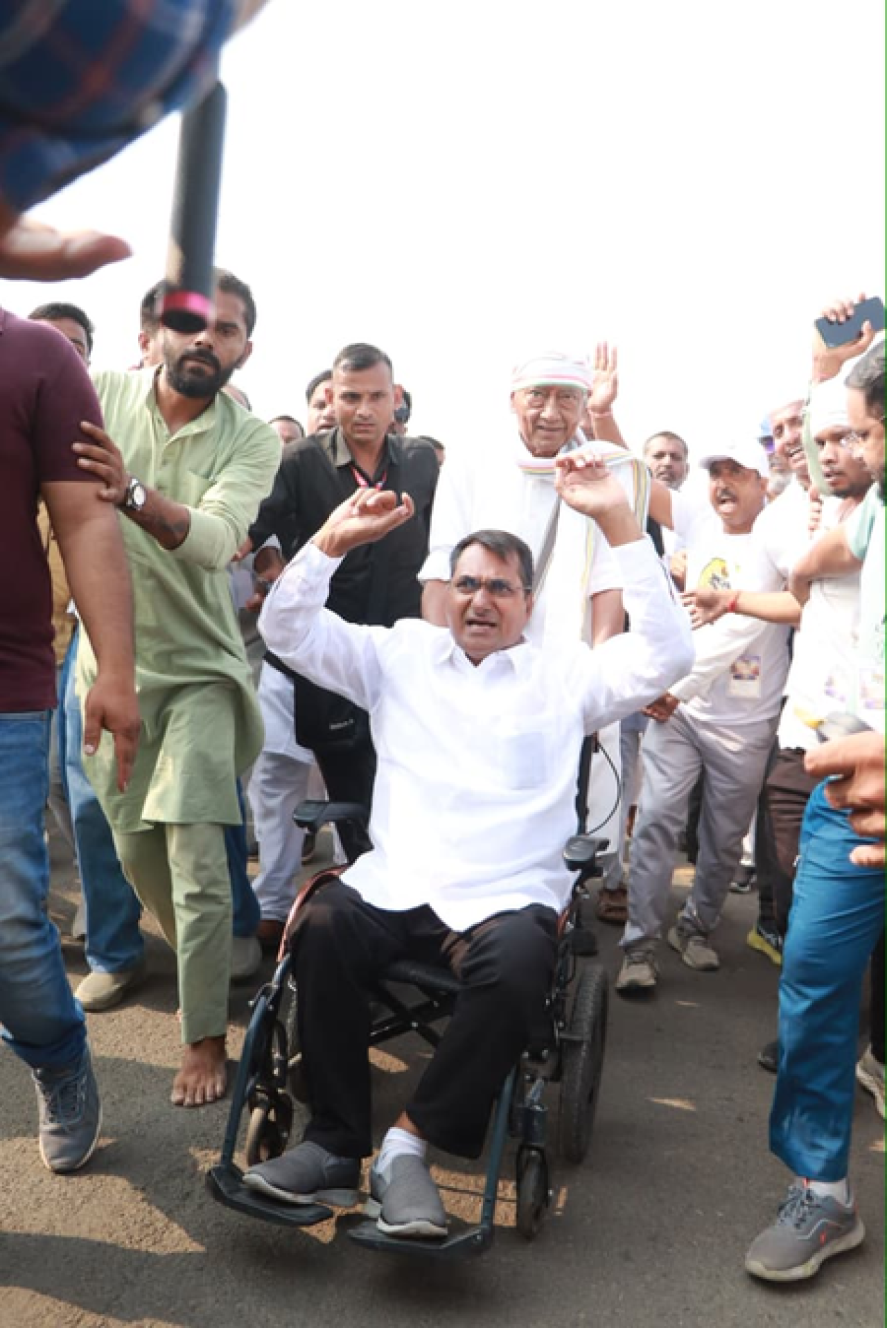 धार्मिक स्थलों में पारदर्शिता का संदेश लेकर आगे बढ़ रही दिग्विजय सिंह की यात्रा