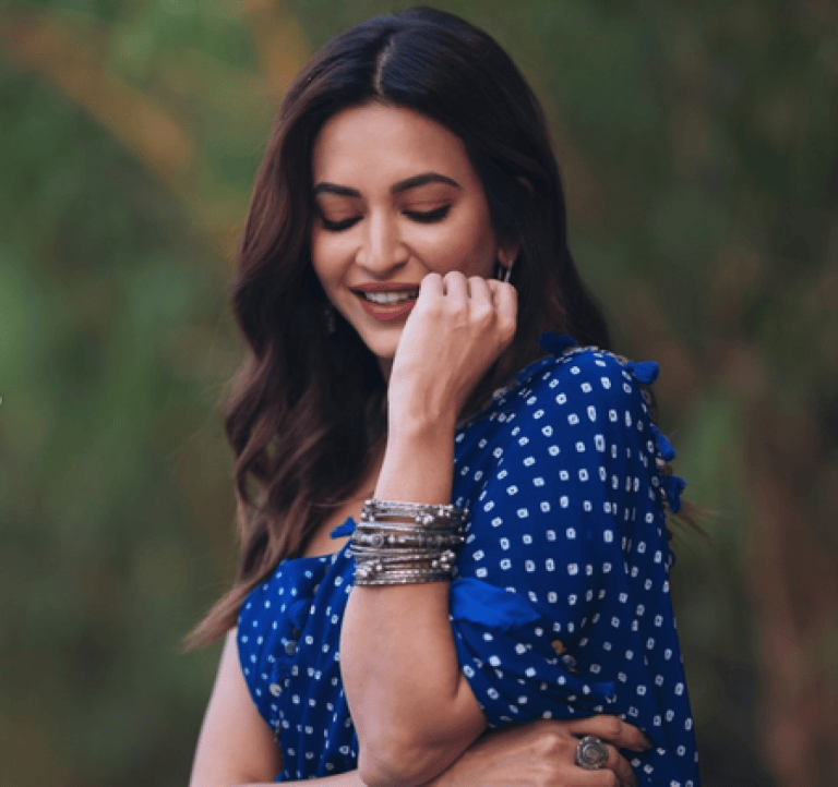 न ही एक्ट्रेस बनने का सपना, न फिल्मी बैकग्राउंड… एक होर्डिंग ने ऐसे चमकाई कृति खरबंदा की किस्मत