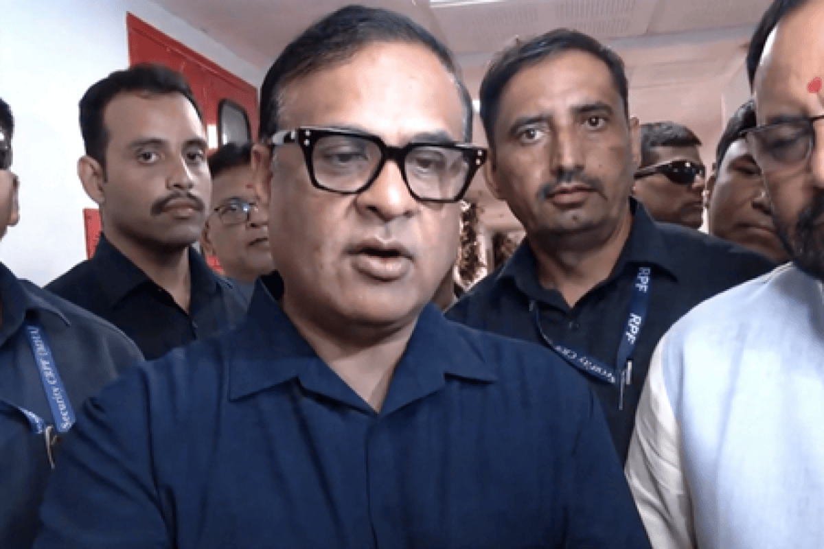 नेहा बोरा प्रशांत भूषण के ‘सत्ता परिवर्तन’ बयान पर एनडीए का हमला, हिमंता बोले विपक्ष के पास कोई विजन नहीं