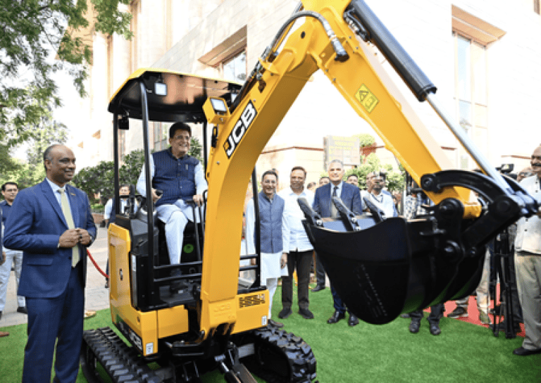 न्यूजीलैंड के निर्माण क्षेत्र में अब इस्तेमाल होंगी ‘मेड इन इंडिया’ जेसीबी मशीन : पीयूष गोयल