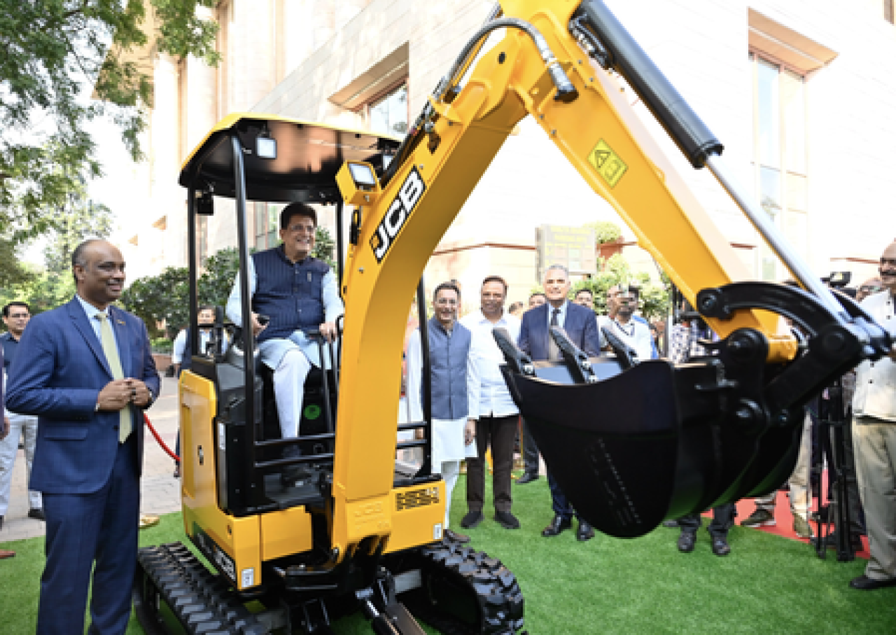 न्यूजीलैंड के निर्माण क्षेत्र में अब इस्तेमाल होंगी ‘मेड इन इंडिया’ जेसीबी मशीन : पीयूष गोयल