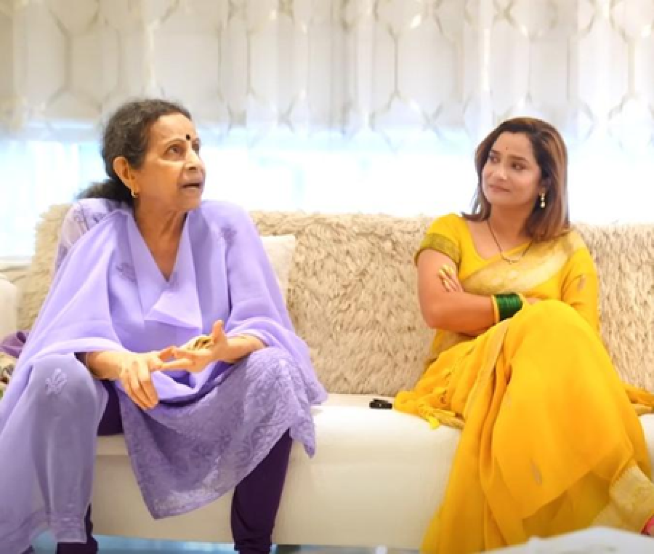 ‘पवित्र रिश्ता’ की यादें हुईं ताजा : मिस्टर फैजू के वेडिंग रिसेप्शन में अंकिता लोखंडे और उषा नाडकर्णी का रीयूनियन