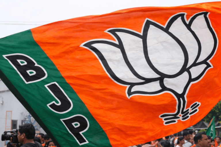 पश्चिम बंगाल : अलीपुरद्वार में भाजपा की बड़ी कार्रवाई, पार्टी विरोधी गतिविधियों के आरोप में 5 नेता निष्कासित