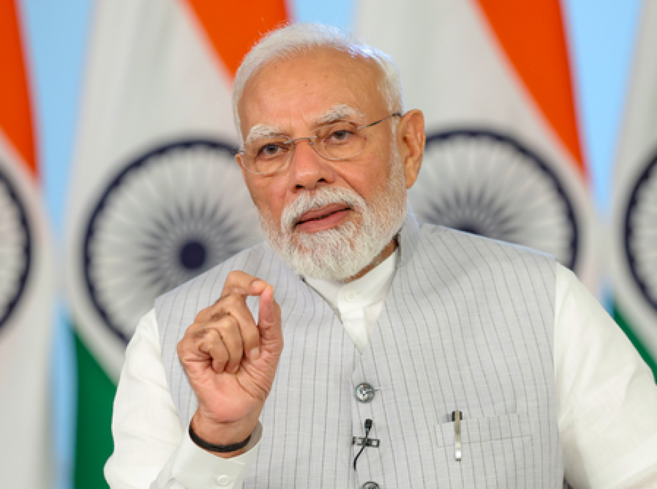 पीएम मोदी ने 25 वर्षों के सार्वजनिक जीवन में इंफ्रास्ट्रक्चर को परियोजनाओं से आगे बढ़ाकर नागरिक-केंद्रित बनाया
