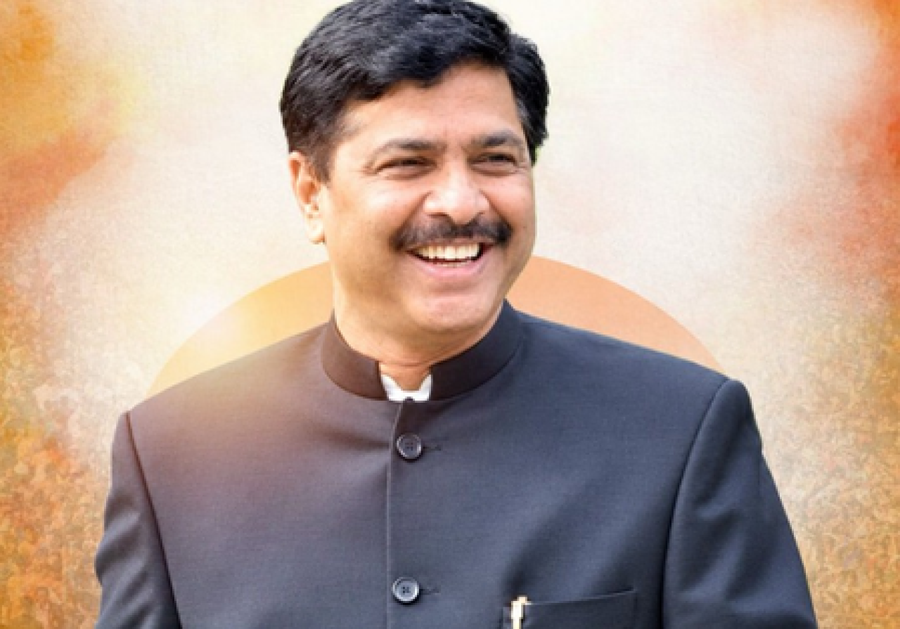 पूर्व Union Minister प्रमोद महाजन की जयंती पर Union Minister गडकरी और सीएम योगी सहित नेताओं ने किया नमन