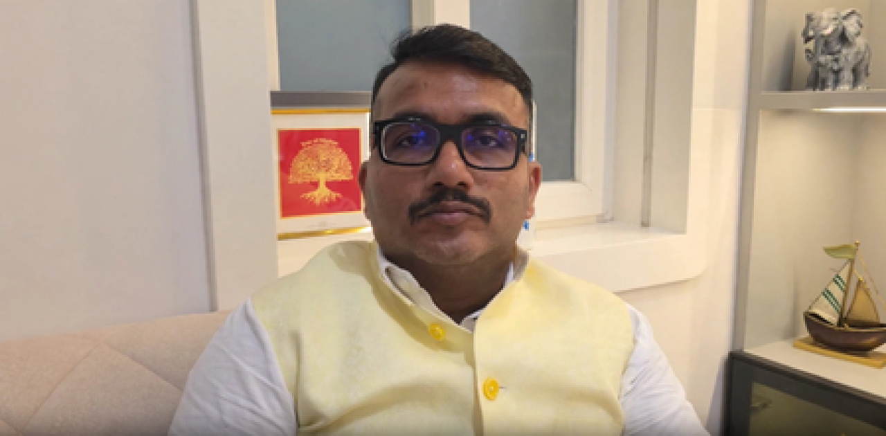 पूर्व भाजपा पार्षद विश्वजीत त्रिपाठी सपा में शामिल, बोले- भाजपा हाईजैक हो चुकी है, ब्राह्मण बनाएंगे अखिलेश की Government