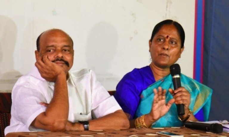 पूर्व मंत्री कोंडा सुरेखा ने के.टी. रामा राव के खिलाफ की गई निजी टिप्पणियों पर ‘खेद’ जताया