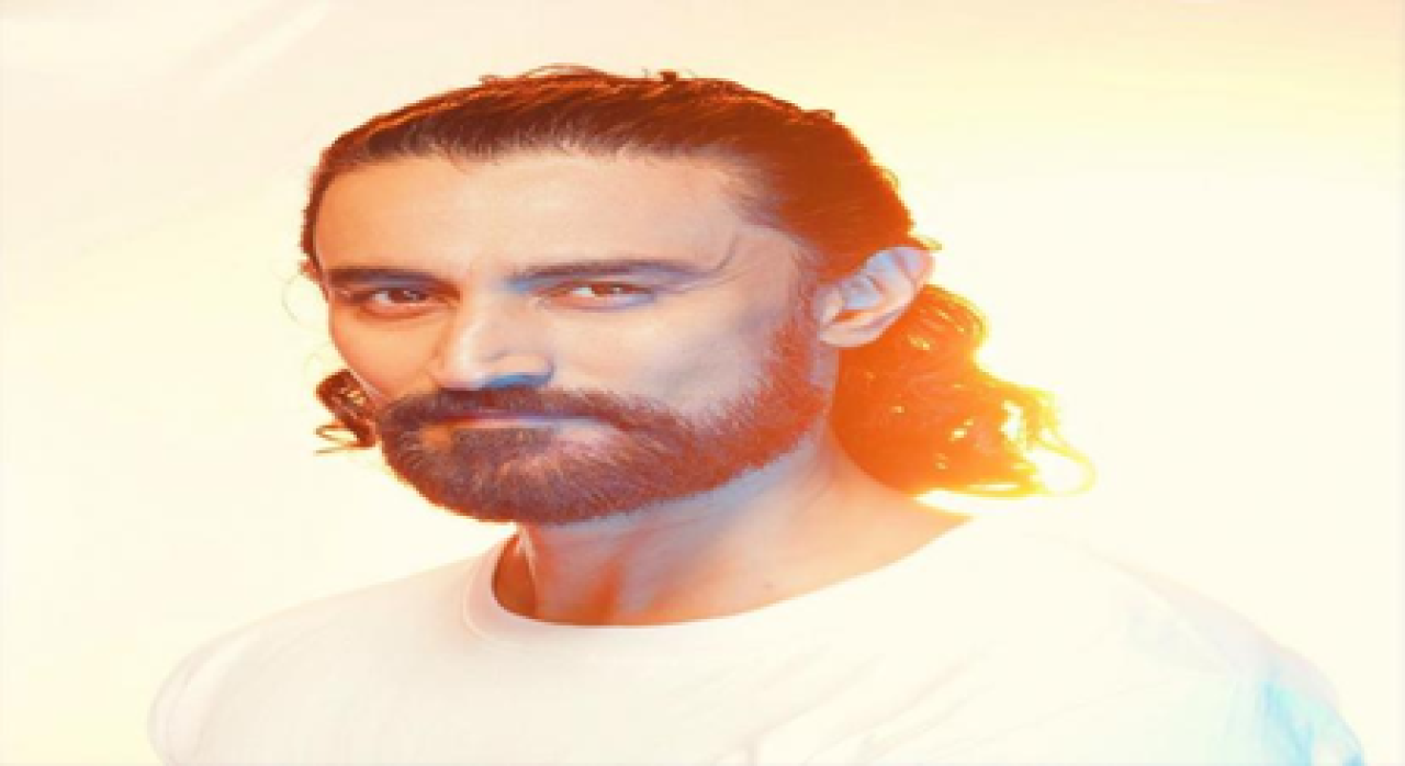 फिल्म ‘अक्स’ से बतौर सहायक निर्देशक की शुरुआत, Actor कुणाल कपूर ने अपने अभिनय का मनवाया लोहा
