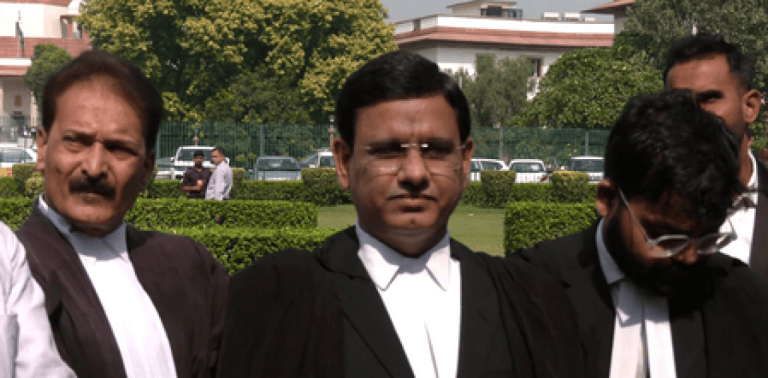 फॉर्म-6 में कोई संशोधन नहीं हुआ, फिर चुनाव किस आधार पर, चुनाव आयोग के हलफनामे पर याचिकाकर्ताओं ने उठाए सवाल