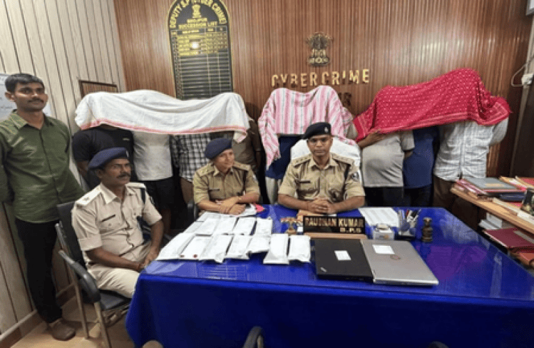 बिहार : दिल्ली से आकर भोजपुर में साइबर ठगी, गिरोह के नौ सदस्य गिरफ्तार