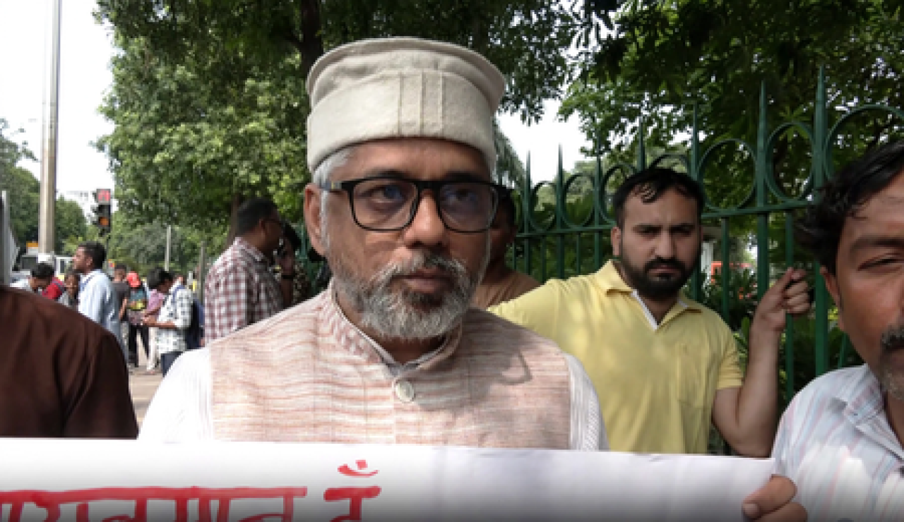 India बांग्लादेश या Pakistan नहीं बनेगा, एक्टिविस्ट मोहम्मद फैज खान ने नेहा बोरा और प्रशांत भूषण पर बोला हमला