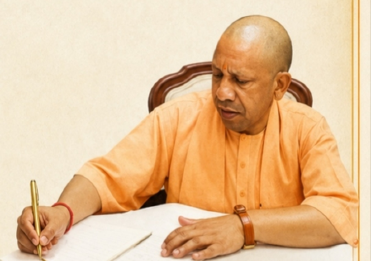 महर्षि वाल्मीकि के आदर्शों से ही साकार होगा समरस समाज का सपना : योगी आदित्यनाथ