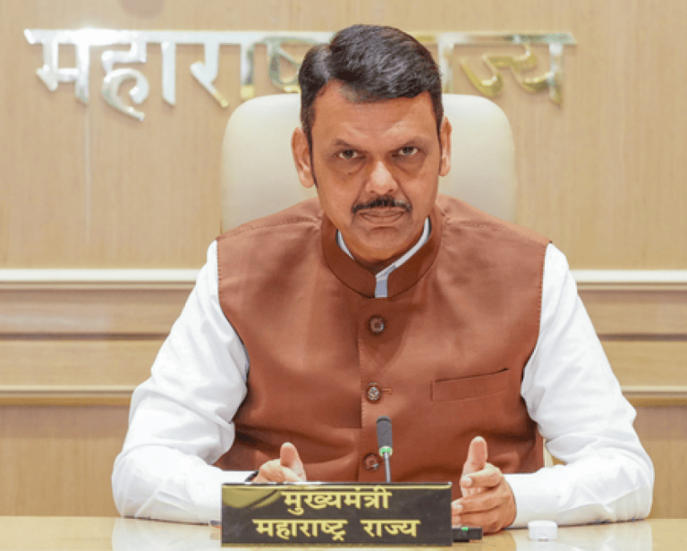 महाराष्ट्र के 1.5 करोड़ किसानों को मिलेगी 5,000 रुपये की अग्रिम सूखा राहत राशि