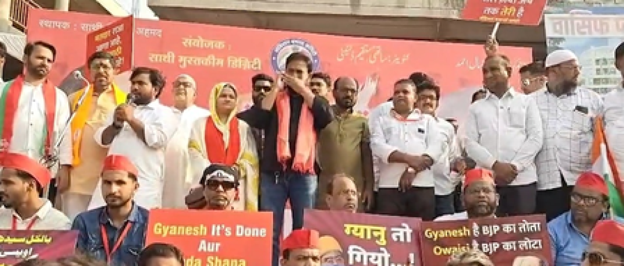 मालेगांव में मुख्य चुनाव आयुक्त के खिलाफ तिरंगा मार्च, Police ने बैरिकेड लगाकर रोका रास्ता