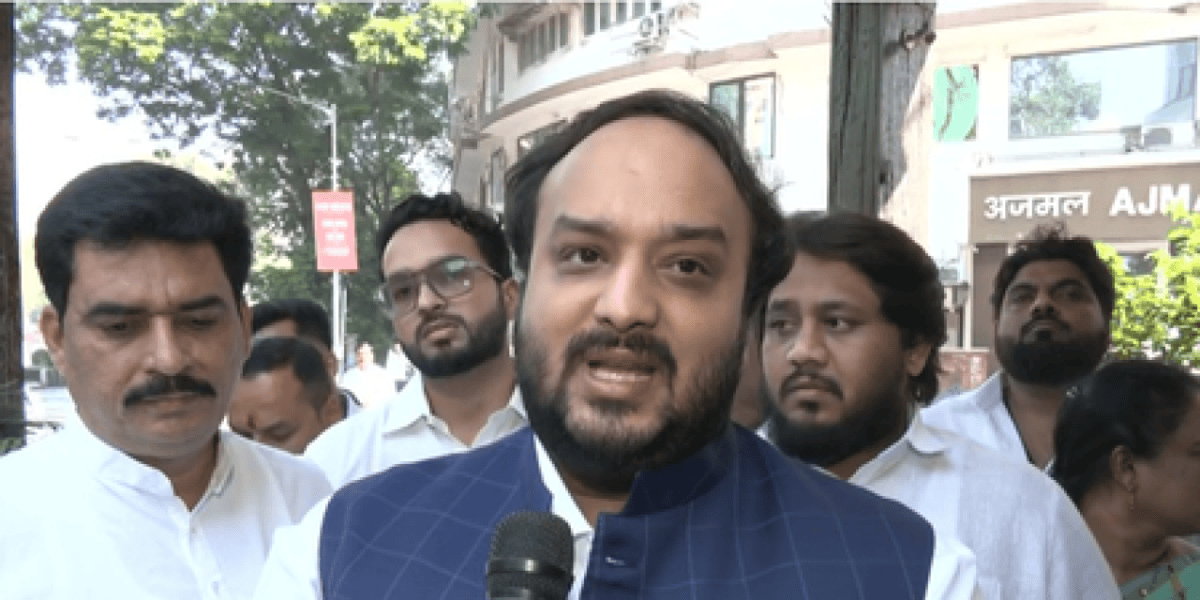 मुंबई एनसीपी अध्यक्ष बने जीशान सिद्दीकी बोले बाबा सिद्दीकी और अजित पवार के सपनों को पूरा करूंगा