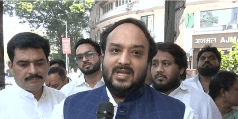 मुंबई एनसीपी अध्यक्ष बने जीशान सिद्दीकी बोले-बाबा सिद्दीकी और अजित पवार के सपनों को पूरा करूंगा