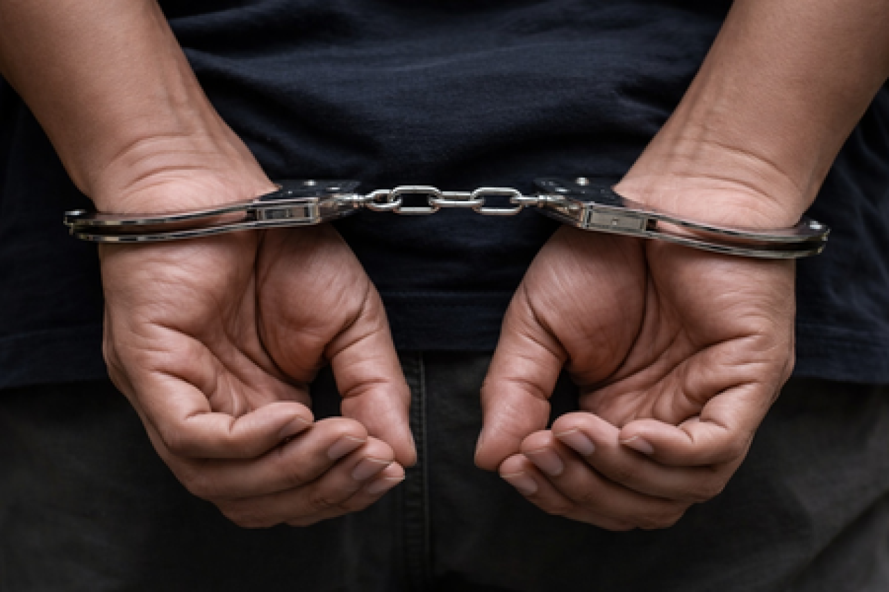 Mumbai के मालवणी में गरबा कार्यक्रम को लेकर विवाद, घर में घुसकर हमला, तीन आरोपी गिरफ्तार