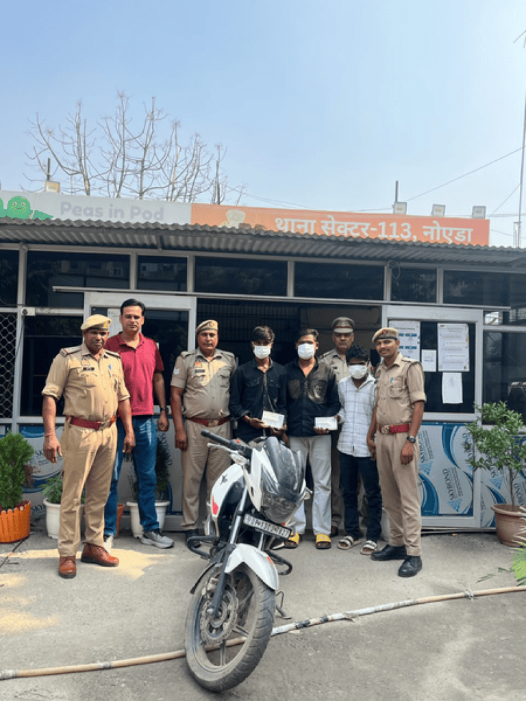 मोबाइल और चेन स्नेचिंग करने वाले तीन आरोपी गिरफ्तार, 41 हजार रुपए और बाइक बरामद