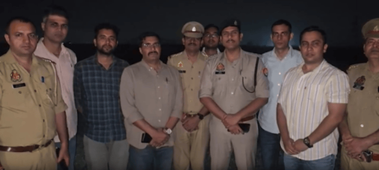 यूपी : गाजियाबाद में इनामी बदमाश और बलिया में गो-तस्कर गिरफ्तार, मुठभेड़ में पुलिस की गोली से दोनों हुए घायल