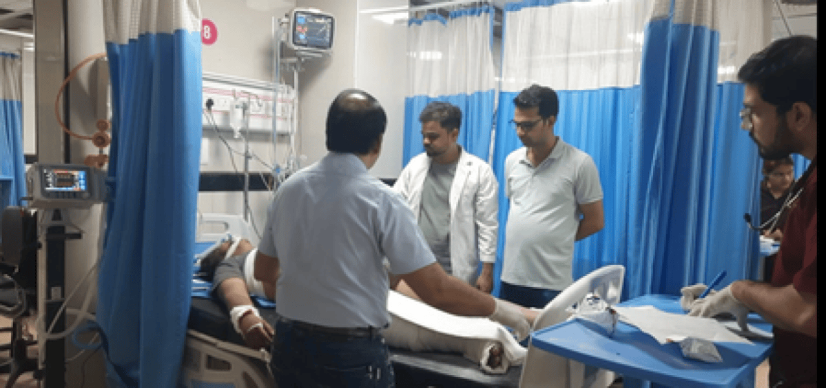 राजस्थान: कोटा में दिल्ली मुंबई एक्सप्रेसवे पर पुल से नीचे गिरी मिनी बस, 8 लोगों की मौत
