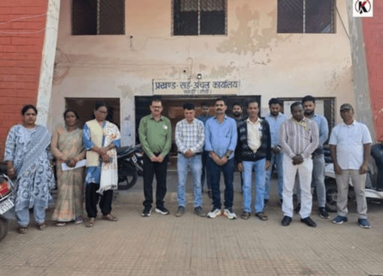 राजस्व कर्मी हत्याकांड : झारखंड के राजस्वकर्मियों ने की एकदिवसीय कलमबंद हड़ताल