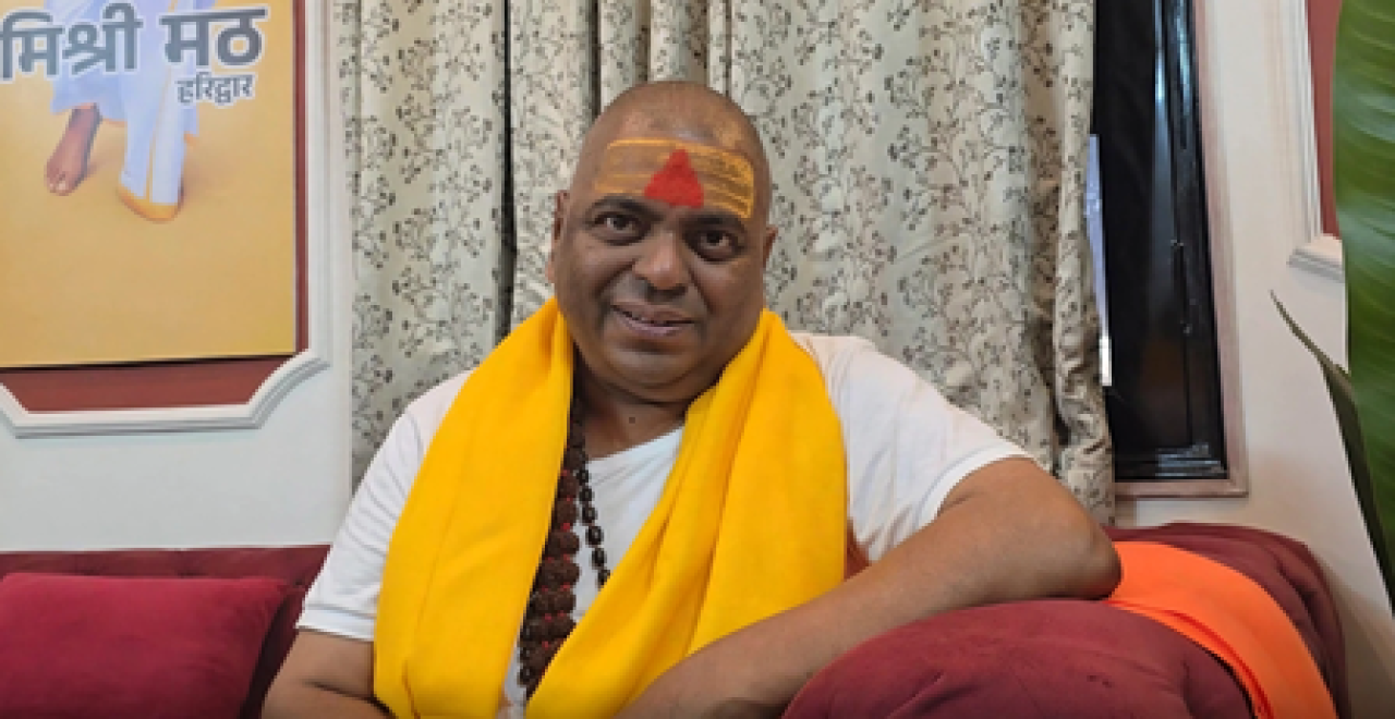 रावण दहन के बाद लकड़ियां ले जाना टोना-टोटका, घर में कलह और रोग लाता है : महामंडलेश्वर करौली शंकर महादेव