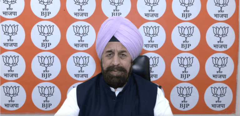 राहुल गांधी विदेश में देश विरोधी ताकतों से मिलते हैं, सड़कों पर अराजकता से सत्ता नहीं चलती: भाजपा प्रवक्ता आरपी सिंह